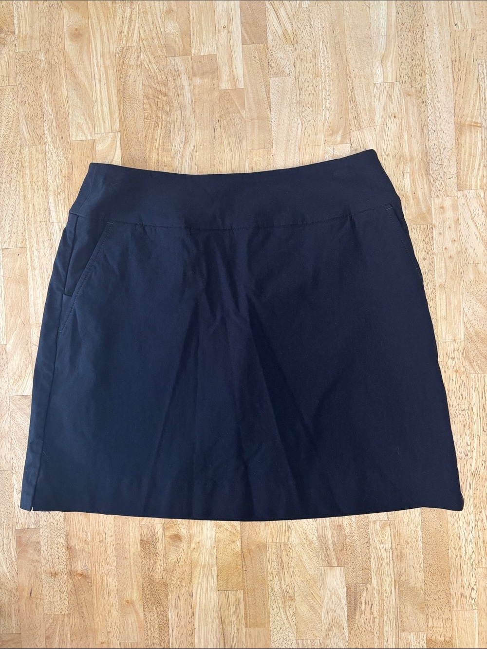 SWING CONTROL Black Pull-On Golf Skort Tummy Control Activewear Pockets EUC Sz 6